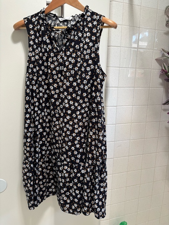 Sonoma Dresses & Skirts - Black Floral Midi Dress Size OX Size 12P White Floral Artsy Feminine Summer